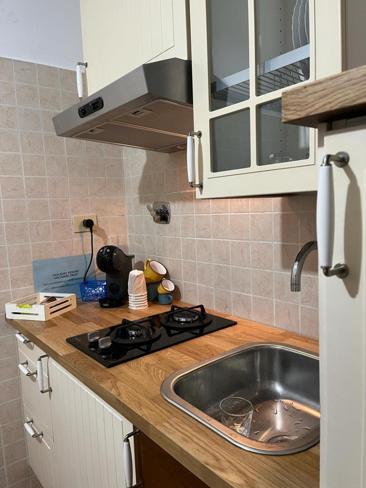 Vacanze Deaf Rom Exteriör bild